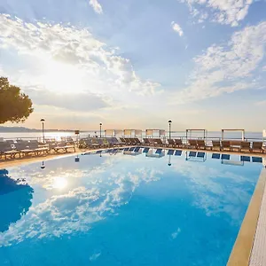 https://barcelo-illetas-albatros.balearic-islands.net