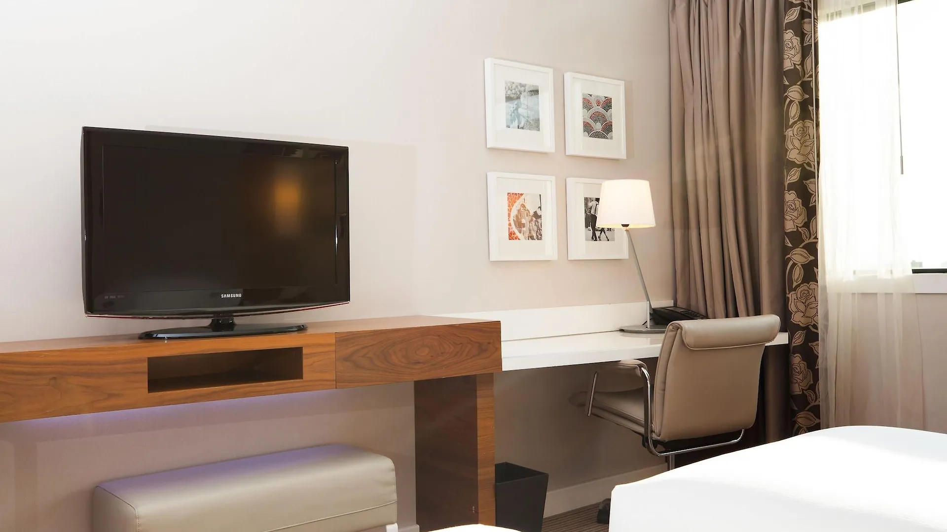 Hilton Barcelona Hotel 4*,  Spain